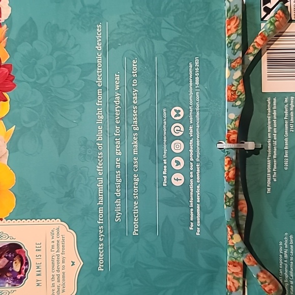 ⭐The Pioneer Woman Blue Light Screen Protection Glasses Protective Case Included - Picture 10 of 13